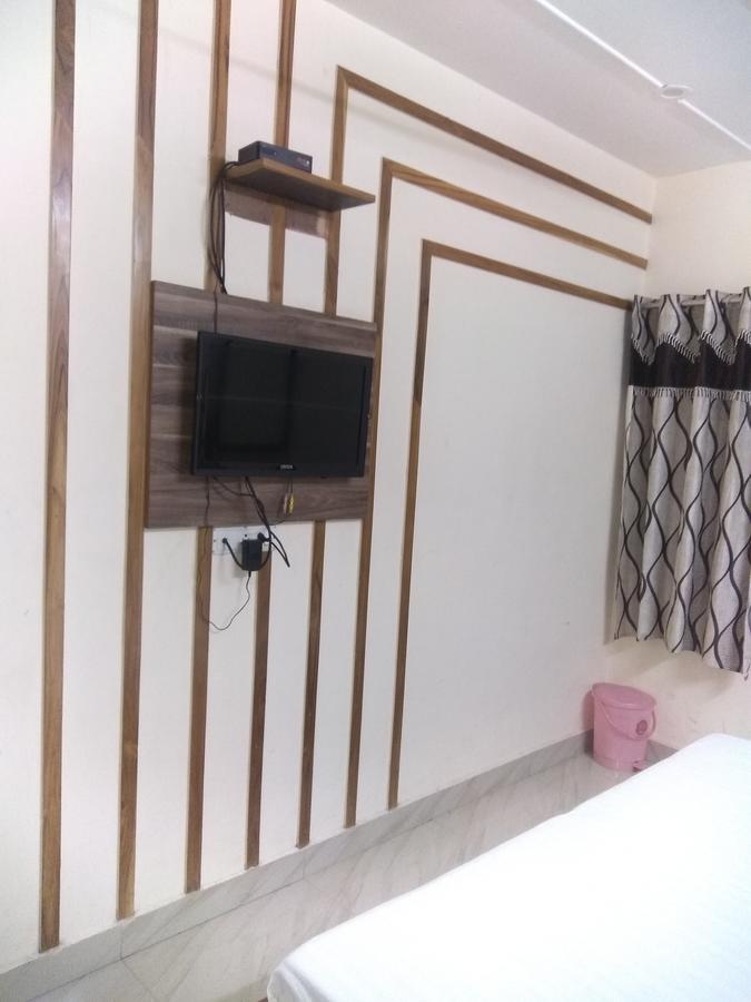 Hotel Palace Hoshiarpur Exterior photo